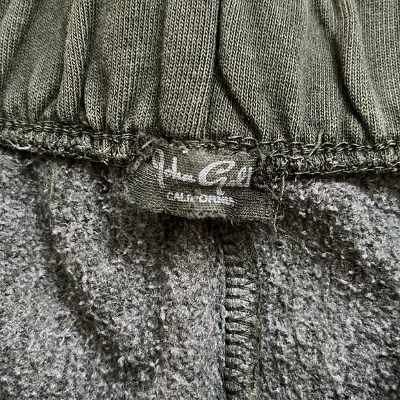 John Galt Brandy Melville New York Sweatpants in Forest Green - Picture 6 of 14